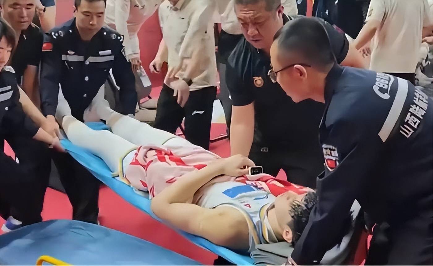 优秀球员受伤退赛，赛事变数让人困惑的简单介绍