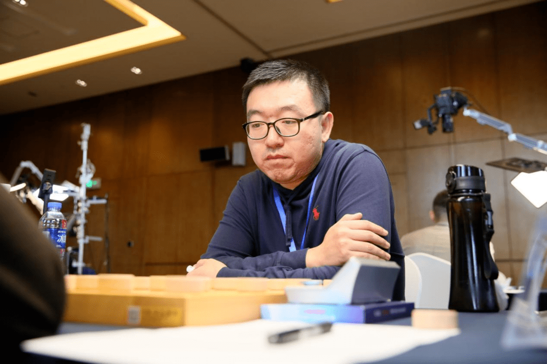 南北对决：上海对战山西，谁能笑到最后