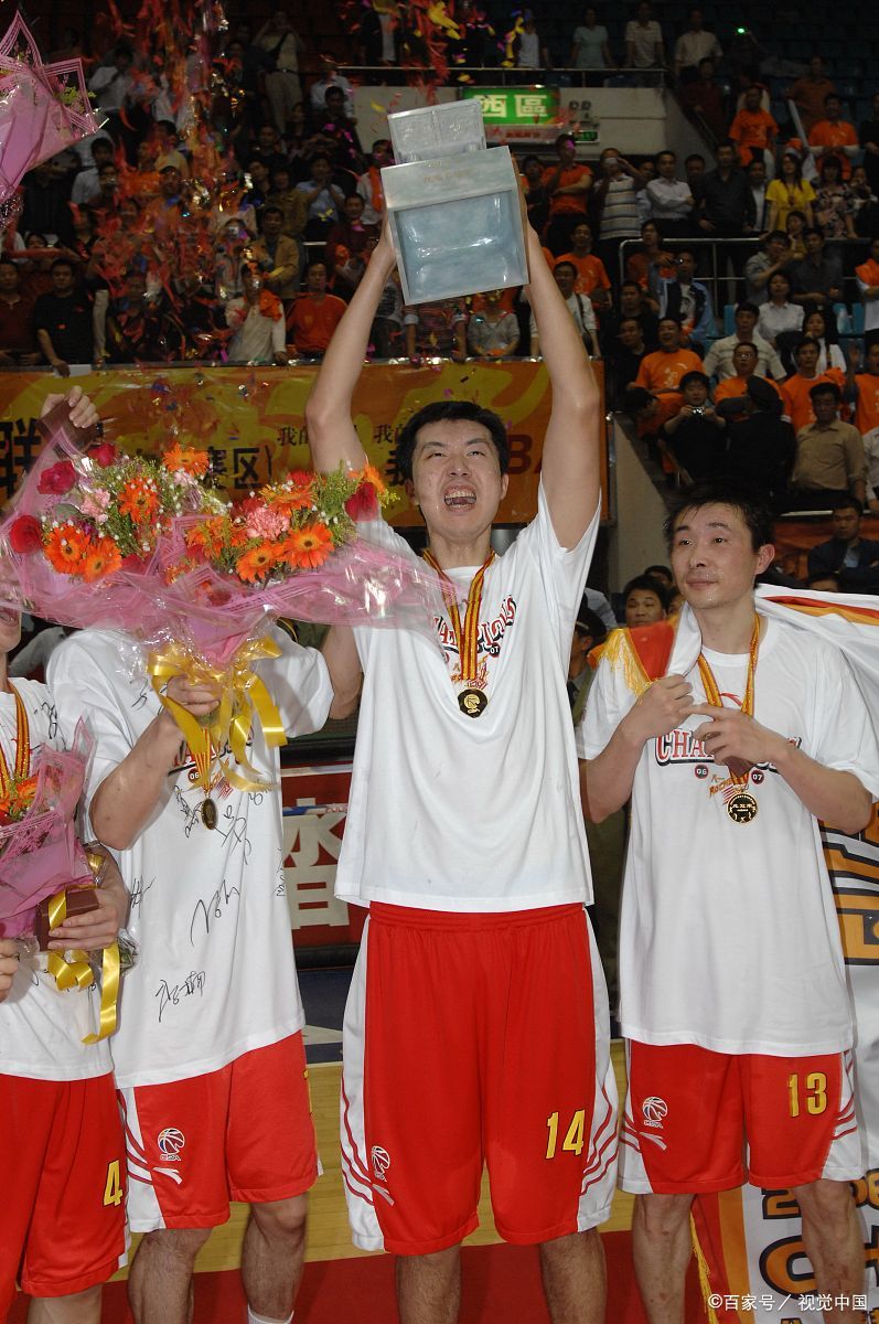 北京男篮主帅点赞球队团结一致，成功斩获关键胜利的简单介绍